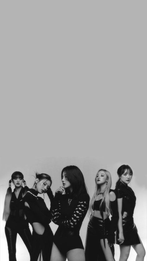 Gidle Background, Gidle Ot5, Cool Kpop Wallpapers, G I Dle Wallpaper, Kpop Backgrounds, Iphone Wallpaper Cat, Colorful Borders Design, Kpop Iphone Wallpaper, Chica Cool