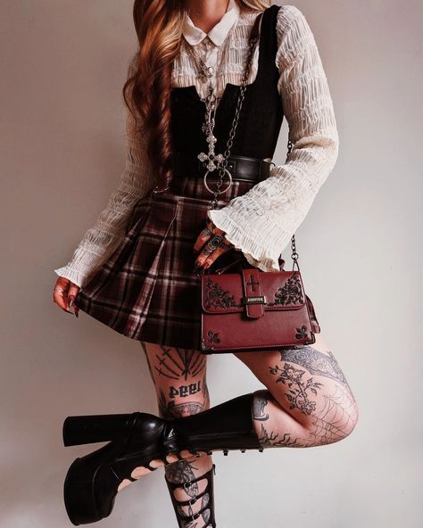 PR| Never got round to sharing these Dark Academia looks from @disturbia 📖🥀 If you scroll back a bit you'll find the styling reel of this look ☺️ #disturbiacommunity Witch Core Outfits, Suspenders Skirt Outfits, Academia Looks, Modern Witch Outfit, Cute Hipster Outfits, Dark Academia Outfit, Color Outfits, Witch Outfit, Hipster Outfits