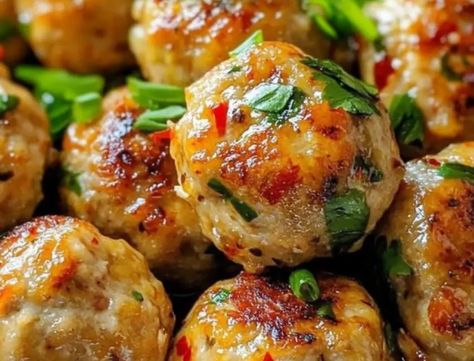 Easy Thai Baked Chicken Meatballs Thai Baked Chicken, Greek Chicken Meatballs, Thai Chicken Meatballs, Thai Meatballs, Chicken Meatballs Recipe, Baked Chicken Meatballs, Curry Meatballs, Chicken Meatball, Greek Meatballs