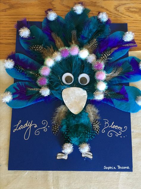 Turkey In Disguise Peacock, Disguise A Turkey Peacock, Disguise A Turkey, Disguise A Turkey Ideas Kids, Minions Kids, Turkey Template, Paper Turkey, Turkey Disguise Project, Turkey Project