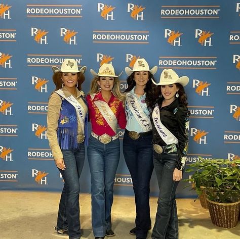 Facebook Rodeo Queen Costume, Rodeo Queen Outfits, Royalty Outfits, Texas Aesthetic, Queen Outfits, Rodeo Queen, Queen Costume, San Antonio Texas, San Antonio