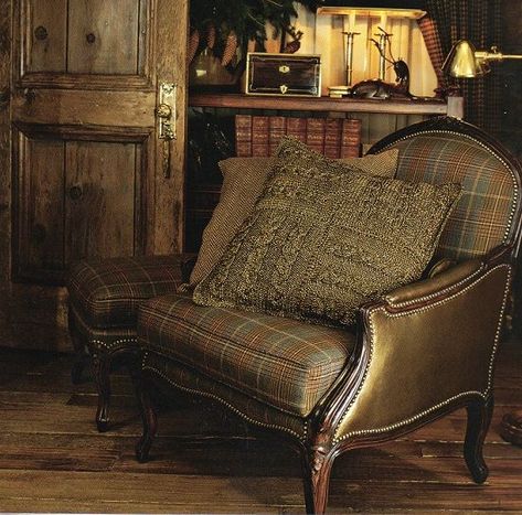 Venetian Palazzo, Classic Office Interior, Ralph Lauren Furniture, Plaid Aesthetic, Ralph Lauren Interiors, Castle Interiors, Leather Throw Pillow, Irish Coast, Euro Trash