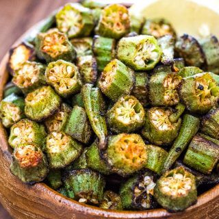 Baked Okra, Okra Recipe, Okra Recipes, Green Vegetables, Vegetable Sides, Veggie Dishes, Okra, Polenta, Vegetable Side Dishes