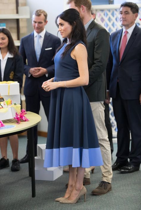 Meghan Markle Pregnancy Pictures Meghan Markle Pregnant, Estilo Meghan Markle, Meghan Markle Outfits, Princess Meghan, Prince Harry And Megan, Meghan Markle Prince Harry, Meghan Markle Style, Style Royal, Estilo Real