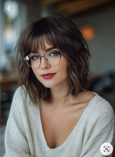 Fall 2024 Hairstyles For Women, Shoulder Length Wolf Cut With Bangs, Short Lob With Bangs, Rich Girl Hair, Rocker Hair, Haircuts For Medium Length Hair, Hair Affair, Haircuts For Medium Hair, Short Hair Color