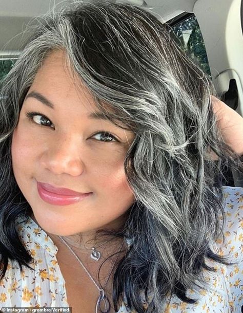 Women as young as 27 who are going prematurely grey embrace their silver locks in Instagram campaign | Daily Mail Online Premature Grey Hair, Make Up Designs, Grey Hair Transformation, Grey Hair Inspiration, Beautiful Gray Hair, Gray Hair Growing Out, Hair Growing, Natural Gray Hair, Transition To Gray Hair