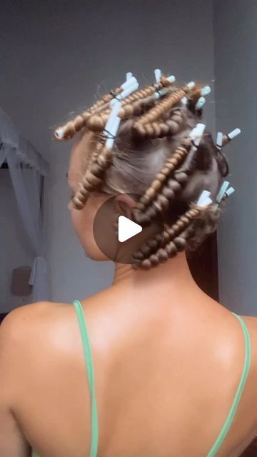 572K views · 7K likes | Alina Shmidt | Hair & Beauty on Instagram: "How to make curls for long hair 🫶🏼" Tiny Curls Long Hair, How To Do Scrunchie Curls, Ringlet Curls Tutorial, How To Make Long Hair Look Short Diy, Tight Curl Hairstyle, How To Do Tight Curls, Tiny Curling Iron Curls, Curl Long Hair With Curling Iron, Small Curls For Long Hair