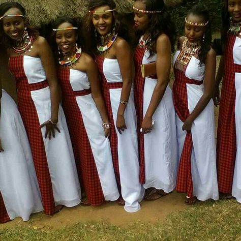 Masai Dress Designs, Masaai Attire, Kenyan Outfits, Maasai Dress Designs, Maasai Dress, African Bridal Dress, Glam Wedding Dress, African Attire Dresses, Traditional African Clothing