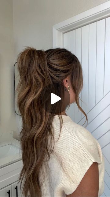 One Ponytail, Hairstyles Salon, Young Mens Hairstyles, Vegas Hair, Haircut Images, Two Ponytails, Half Ponytail, Medium Layered Haircuts, Open Hairstyles