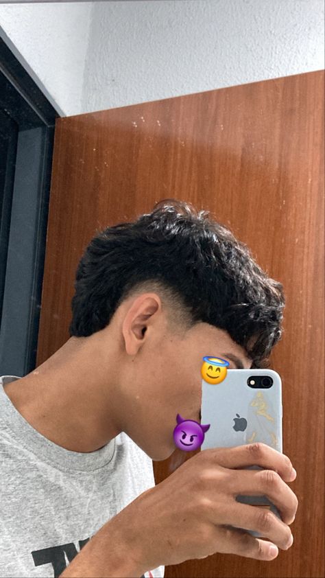 Low Mullet Fade, Low Burst Fade Mullet, Corte Mullet, Mullet Fade, Cornrow Hairstyles For Men, Barbers Cut, Low Fade Haircut, Men Haircut Curly Hair, Faded Hair