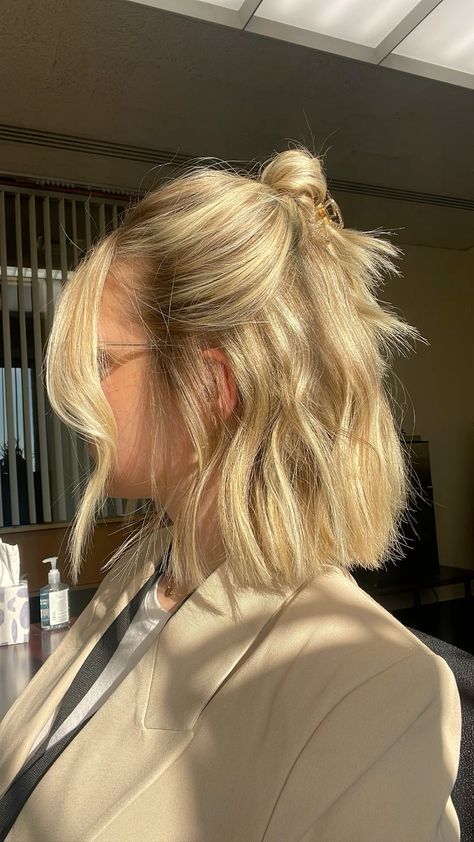 Have Up Half Down Hairstyles Short Hair, Short Hair Inspo Curtain Bangs, Short Blonde Hair Half Up, Short Blonde Hair Thick Hair, Short Hair Curled Half Up Half Down, Hairstyle Half Up Half Down Short Hair, Long Bob Hairstyles Half Up, Formal Updos Short Hair, Short Blonde Half Up Half Down