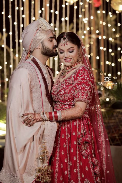 Kshitiz Sharma Photography Mrg Photography, Wedding Couple Poses Photography Indian, Reception Couple, Wedding Photography India, Bride Groom Photoshoot, Bride Groom Poses, Indian Bride Poses, Indian Bride Photography Poses, Indian Wedding Poses