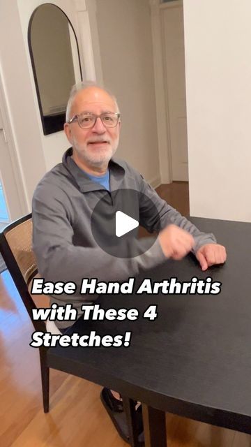 Hand Physical Therapy, Hand Stretching Exercises, Gentle Stretches, Arm Exercises, Hand Exercises, Exercise Ideas, Staying Fit, Stretching Exercises, Senior Fitness