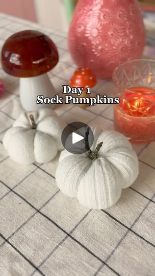 Pumpkins From Old Socks, 10 Minute Sock Pumpkins, Sock Pumpkins Diy, Handmade Cozy Socks For Fall, Sweater Pumpkins No Sew, Sock Pumpkins, Nice Socks, Snowman Dyi Socks, Diy Pumpkins