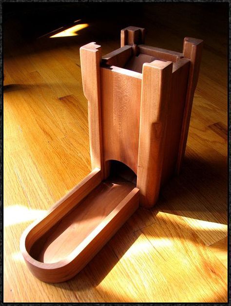 Board Games Diy, Wooden Things, Wooden Dice, Laser Projects, Wood Games, Dice Tower, Woodworking Inspiration, Dice Tray, Diy Games