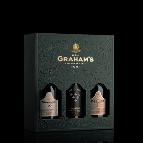 Graham´s Trio Pack on Behance Elegant Packaging Design, Whisky Packaging, Wine Bottle Box, Wooden Packaging, Wine Packaging Design, Illustration Packaging, Elegant Packaging, Alcohol Packaging, Bottle Label Design