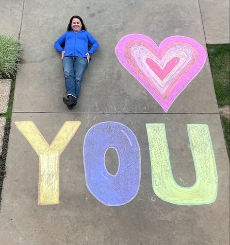 #sidewalkchalkadventures #valentinesday #valentinephotos Sidewalk Chalk Photo Ideas, Valentines Chalk Art, Sidewalk Chalk Pictures, A Walk In The Chalk, Chalk Pictures With Kids, Majčin Dan, Sidewalk Chalk Photos, Drawing With Chalk Side Walk, Chalk Photography