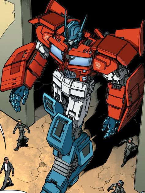 Comic Optimus Prime, Starscream Idw, Optimus Prime Art, Transformers Art Design, Orion Pax, Transformers Cybertron, Megaman X, Transformers Design, Transformers Funny