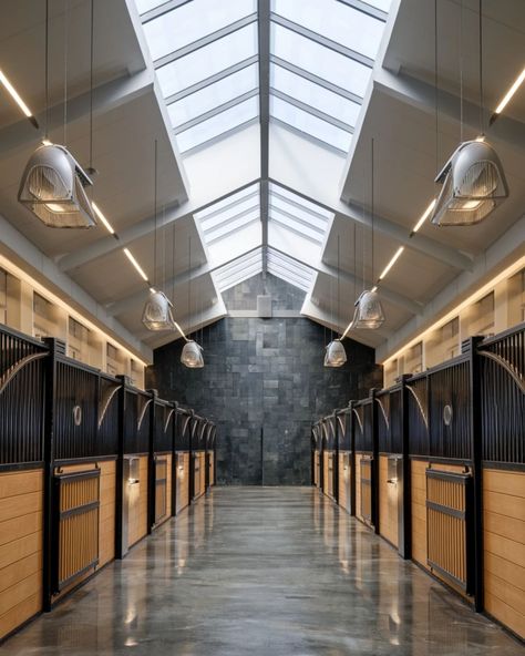 Elegance meets function in this stunning modern horse stable design. 🐎✨ With sleek lines, natural light flooding through the skylights, and a polished concrete floor, this stable offers a luxurious home for horses, combining comfort and style. Perfect for those who appreciate the beauty of architecture and the harmony of equestrian life. . . . . #horse #barn #horses #horsesofinstagram #horseriding #horsepower #horselove #horselover #horselife #horsebackriding #horsephotography #horse... Modern Horse Stable, Horse Stable Design, Horse Stables Design, Dream Barn Stables, Polished Concrete Floor, Dream Stables, Stable Design, Equestrian Estate, Horse Stable