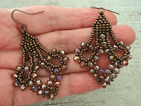 Seed Bead Chandelier Earrings Diy, Beaded Chandelier Earrings Tutorial, Bead Bracelets Tutorial, Simple Beaded Necklace, Chandelier Earrings Diy, Seed Bead Bracelets Diy, Seed Bead Bracelets Tutorials, Simple Beaded Necklaces, Small Bead Bracelet