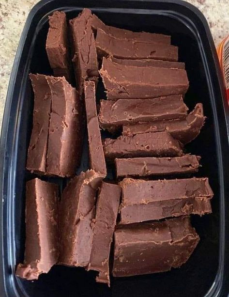 Ina Garten 🍜🍝 | "I finally got this recipe from my mother and made three batches of the stuff Low Carb Fudge, Fireball Fudge, Hersheys Cocoa Fudge, Keto Fudge, Fudge Ingredients, Fudge Recipes Chocolate, Free Keto Meal Plan, Keto Candy, Oh Fudge