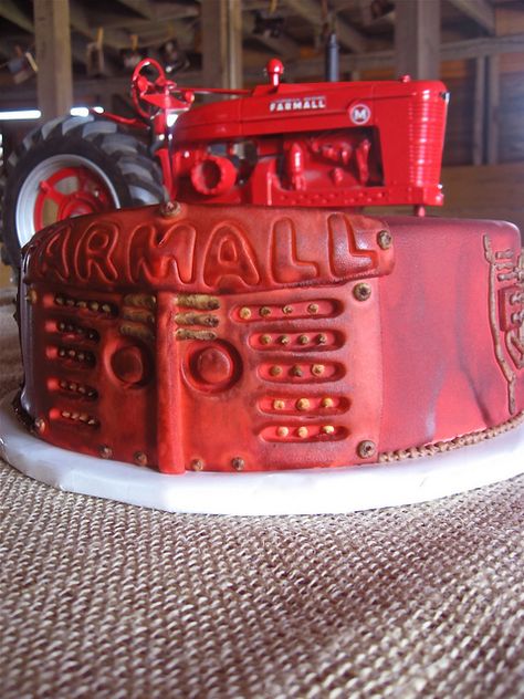 Farm Birthday Cake For Men, Case Tractor Cake, Tractor Grooms Cake, Tractor Cake For Men, Red Tractor Cake, Tractor Cakes, Farm Cakes, Tractor Birthday Cakes, Tractor Cake