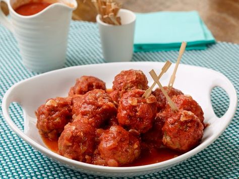 Recipe of the Day: Anne's Next-Level Meatballs         A triple-meat blend of ground beef, pork and veal results in game-changing, ultra-tender meatballs that start in the oven and finish cooking in the sauce. Anne Burrell, Meatball Dishes, Mini Hamburgers, Homemade Meatballs, Meatballs Recipe, Meatball Recipes, Ground Pork, Marinara Sauce, Italian Food