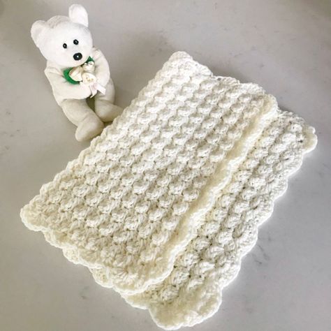 Aesthetic Crochet Blanket, Crochet Blanket Stitch, Stitch Step By Step, Sunflower Cottage, Cottage Crochet, Preemie Crochet, Blankets Crochet, Modern Crochet Blanket, Preemie Baby