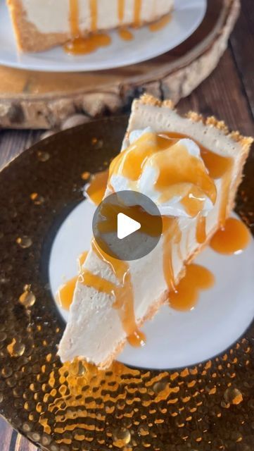 Helena Faustin on Instagram: "Would you try this Guinness Punch Cheesecake? If you’ve ever had Guinness Punch then you know it’s amazing! I heard it’s National Cheesecake Day so I’m running this one back again to celebrate. I saw one of my fave food bloggers @thegrubworkskitchen make it last year so I put my own lil spin on it and voilaaaa! Want the recipe? Mention ‘recipe’ down below and I’ll DM you the recipe. Just a tip 💡: I froze mine until it was ready to serve!" Saffron Cheesecake, Pumpkin Cheesecake Natashas Kitchen, New York Style Cheesecake Recipe Springform Pan, Lemon Cheesecake Natasha’s Kitchen, National Cheesecake Day, Natasha’s Kitchen Pumpkin Cheesecake, Pretty Wallpaper Ipad, Caribbean Recipes, Guinness