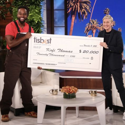 The Ellen DeGeneres Show Kofi Thomas Good Life Garden TisBest Charity Gift Cards Donate Brooklyn NYC New Yor community garden Trade Show Giveaways, Charity Gifts, Ellen Degeneres Show, Pch Sweepstakes, Random Act, Community Garden, Employee Appreciation Gifts, Organic Produce, Public Garden