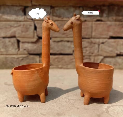 Terracotta Pottery Ideas, Clay Modelling, Kids Pottery, Pottery Workshop, Tanah Liat, Terracotta Clay, Blue Aesthetic Pastel, Terracotta Pot, Diy Pots