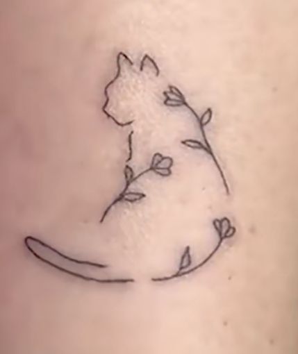 Tattoo Ideas For Cats That Have Passed, Tattoo For Died Cat, Mini Tattoos Cat, Two Cats Tattoo Simple, Cute Cat Tattoo Simple, Memorial Cat Tattoos, Cat Tattoo Memorial, Lost Cat Tattoo, Paw Print Tattoo Cat