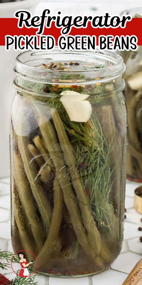 Pickled Green Bean Recipes, Simple Canning, Creamed Green Beans, Green Onions Recipes, Pickled Green Beans, Dilly Beans, Bean Recipe, Canning Recipe, Refrigerator Pickles