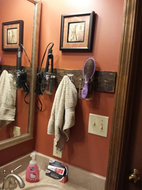 Made a decorative brush, hand towel and hair straightener holder with barn wood, Mason jars and a decorative hook. Diy Straightener Holder, Diy Hair Tool Organizer Mason Jar, Hair Straightener Storage, Hair Brush Holder, Hair Straightener Holder, Straightener Holder, Room Storage Ideas, Hair Tool Organizer, Hanger Diy