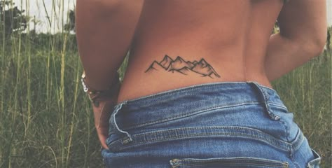 Tattoo Berge, Moutain Tattoos, Mountain Tattoos, Country Tattoos, Tattoos Geometric, Mountain Tattoo, Waves Tattoo, Piercings And Tattoos, Sister Tattoos