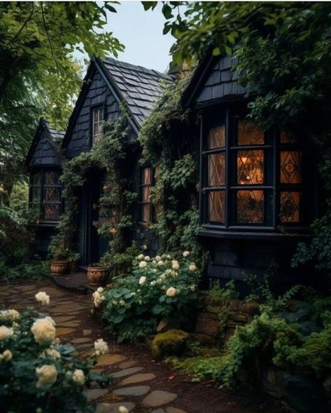 Dark Green Exterior Cottages, Witchy Home Exterior, Goblin Core House, Moody Exterior House, Dark Cottagecore House Exterior, Whimsigoth House Exterior, Witchy Cottage Exterior, Vintage Homes Exterior, Moody Exterior House Colors