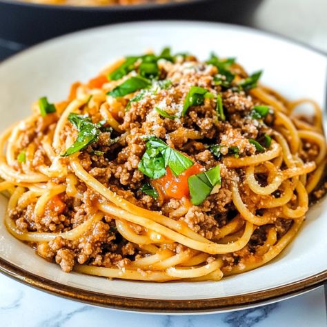 Grandma’s Ground Turkey Spaghetti - Nana Dishe | Easy Tasty Recipes Spaghetti Recipes With Ground Turkey, Pasta Easy Recipes, Ground Turkey Spaghetti, Easy Tasty Recipes, Turkey Spaghetti, Ground Turkey Pasta, Ground Beef Pasta Recipes, Beef Pasta Recipes, Turkey Pasta