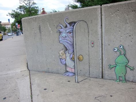 STREET ART UTOPIA » We declare the world as our canvasChalk Art by David Zinn - A Collection » STREET ART UTOPIA Street Chalk Art, Chalk Artist, David Zinn, 3d Chalk Art, Street Art Utopia, Sidewalk Chalk Art, Street Art Banksy, Sidewalk Art, 3d Street Art