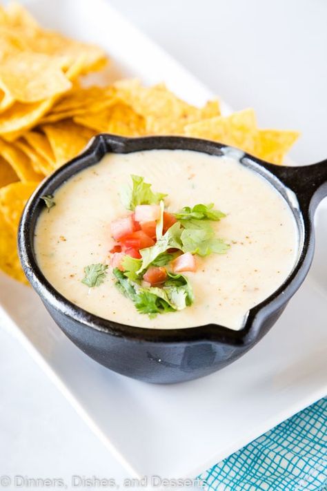 Mexican White Queso Dip - Similar to the white cheese sauce served at Mexican restaurants. It is creamy, has just a little spice to it and is the perfect addition to any party! Mexican White Queso, Best White Queso Dip, White Queso Dip Recipe, White Cheese Sauce, Queso Dip Recipe, White Queso Dip, White Queso, Queso Dip Recipes, Good Meatloaf Recipe