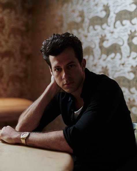 Mark Ronson, a Party Boy No More, Tries on Melancholy After a Parade of Hits - The New York Times Singer Wallpaper, Sean Baker, He Looks At Her, Tony Martin, Marky Mark, Uptown Funk, Mark Ronson, Party Boy, The Way He Looks