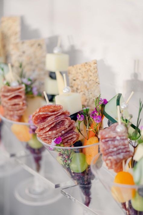 40 Wedding Menu Ideas for Summer