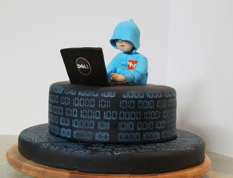 Cyber warrior cake - Cake by yael - CakesDecor Bolo Motocross, Computer Cake, Buttercream Fondant, Birthday Cakes For Men, Cakes For Men, Cake Cover, Birthday Meme, Novelty Cakes, Cake Designs Birthday