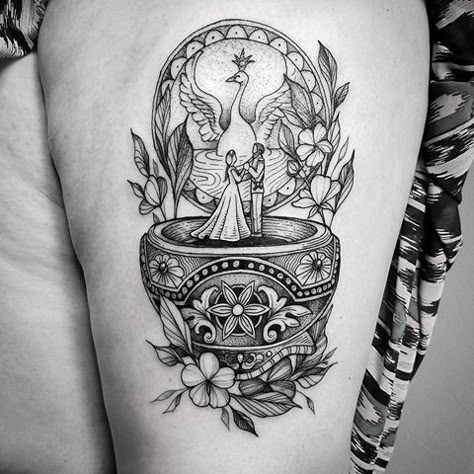 Music Box Tattoo, Anastasia Disney, Box Tattoo, Trendy Music, Movie Tattoos, Music Box Vintage, Creepy Tattoos, Incredible Tattoos, Tattoo Style Drawings