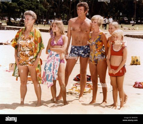 THE BRADY BUNCH - US TV series 1969-74 with principals Robert Reed and Florence Henderson Stock Photo - Alamy Carol Brady, Marcia Brady, Florence Henderson, Eve Plumb, Robert Reed, Maureen Mccormick, The Brady Bunch, Brady Bunch, Childhood Tv Shows