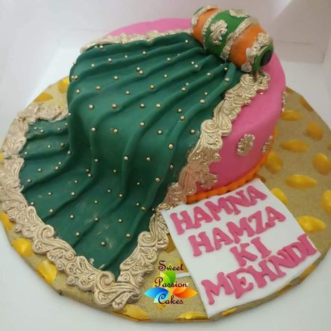 Cake For Mehendi Function, Mehndi Cake Design, Cake For Haldi Ceremony, Haldi Cake Design For Bride, Dholki Cake Ideas, Mehendi Cake Designs, Mehndi Cake Ideas, Haldi Cake Design, Dhol Cake