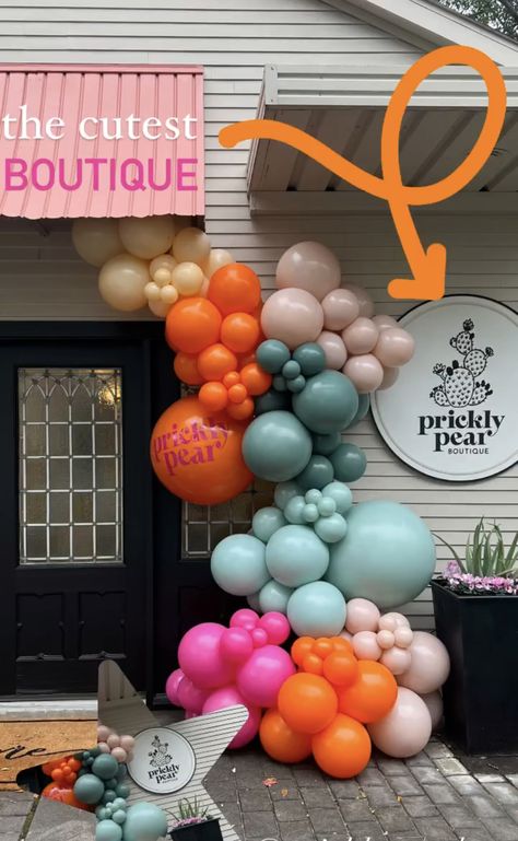 Color Block Balloon Arch, Retro Balloon Garland, Balloon Arch Color Scheme, Balloon Color Schemes, Colorful Balloon Arch, Business Balloons, Coffee Themed Party, Trendy Balloons, Dream Cafe