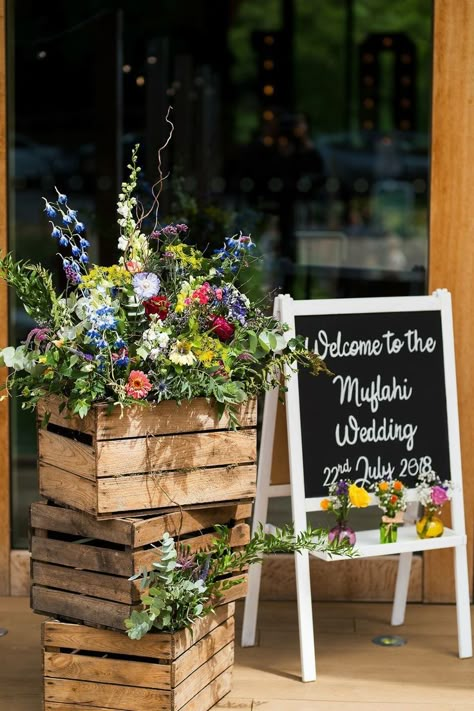 Wildflower Arbor Decor, Wedding Flower Stand Ideas, Wildflower Wedding Ceremony Decor, Rustic Wildflower Wedding, Wildflower Wedding Theme, Wedding Sign Decor, Wedding Backyard Reception, Backyard Reception, Barn Wedding Decorations