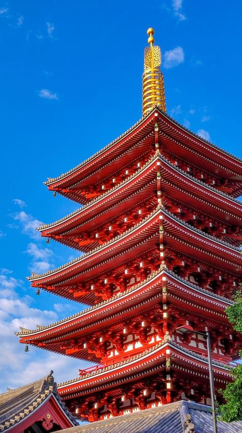 There’s a lot to do, taste and explore around Asakusa. Here are our top picks... #Asakusa #Sensoji #SensojiTemple #Kaminarimon #Nakamisedori #Sumidagawa #SumidaRiver #StreetFood #JapaneseFood #JapaneseTemples #JapaneseTemple #JRPass #JapanRailPass #Japan #JapanTrip Asakusa Sensoji Temple, Sensoji Temple Tokyo, Asakusa Temple, Tokyo Temple, Asakusa Tokyo, Sensoji Temple, Japanese Temple, Japan Photo, Famous Places