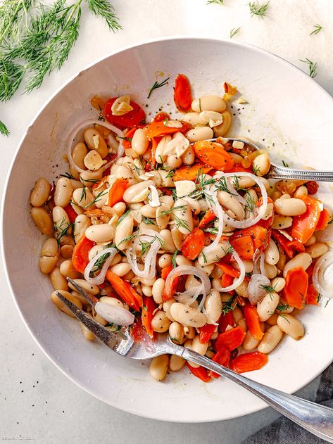 White Bean and Carrot Salad - - #carrot #salad #whitebean #recipe #eatwell101 - A warm white bean carrot salad recipe with a 2-ingredient lemon maple sauce as a dressing! This white bean carrot salad is easy to make and full of bright flavors! - #recipe by #eatwell101® African Dinner, Salad Carrot, White Bean Salad Recipes, Maple Sauce, Summer Potluck Recipes, Spinach Mushroom Pasta, Warm Salad Recipes, Carrot Salad Recipes, Bean Salad Recipe