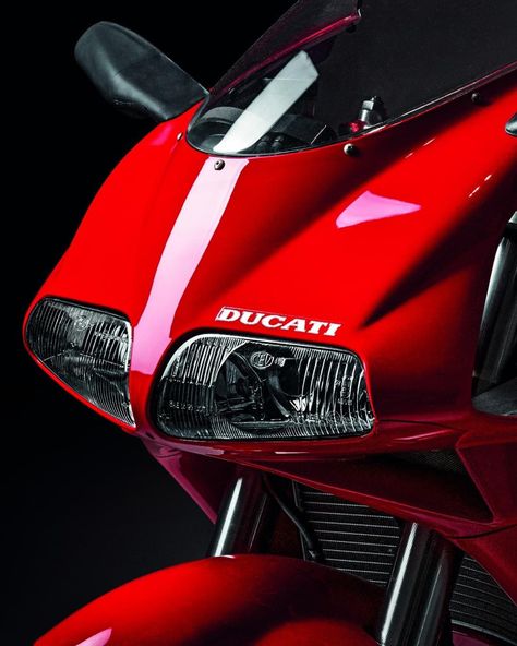 Ducati 998, Ducati Classic, Alfa Cars, Ducati 748, Ducati 916, Best Motorbike, Crotch Rocket, Italian Motorcycles, Ducati Motorcycles